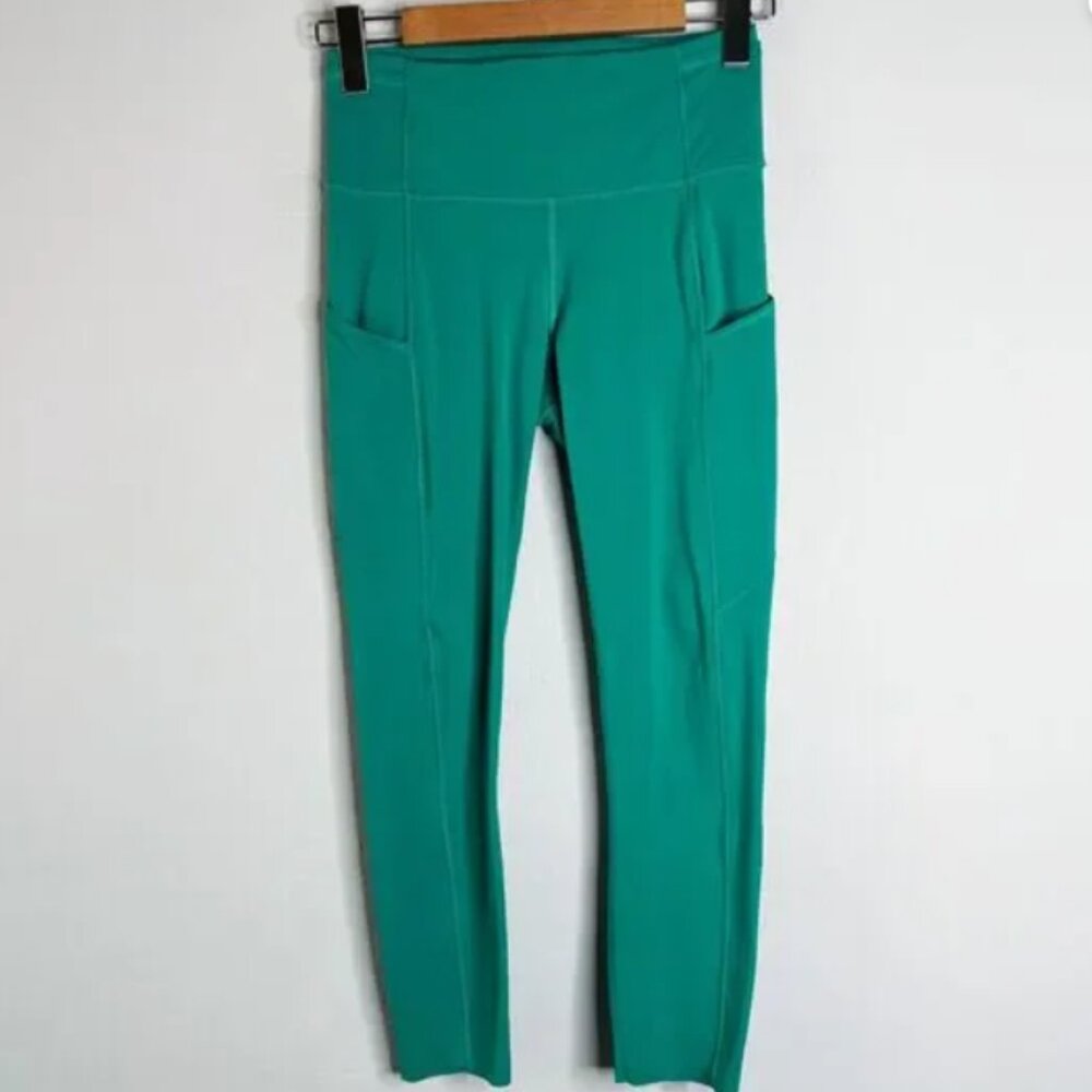 Lululemon Kelly Green Bra Set - Picture 7 of 7